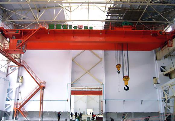 Grue aérienne anti-déflagrante