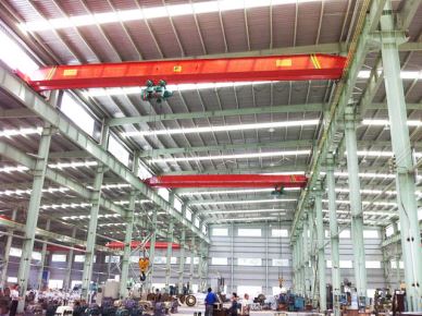 Pont roulant à levage unique de 20 tonnes et 10 tonnes à levage intérieur